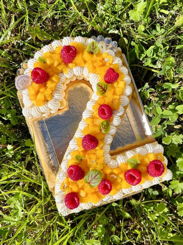 Number cake mangue framboise 8/10p Number Cake Mangue Framboise Vanille